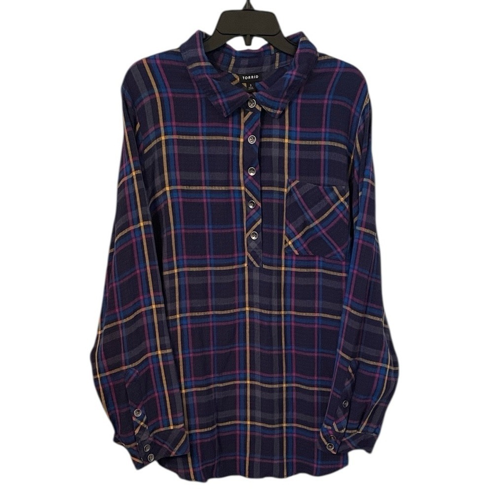 Torrid Women's‎ Navy Multicolor Plaid Crinkle Gauze Quarter Button Shirt Size 3X
